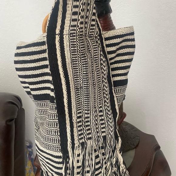 Bucket Handbag Tejido Ecuatoriano - Picture 3 of 4